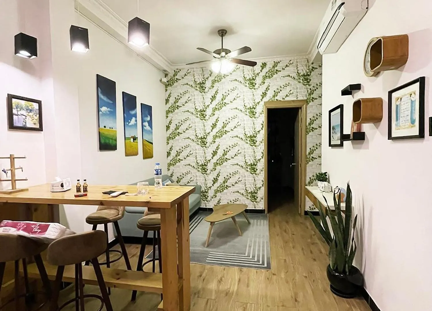 Ductai'S Apt & Behind In Bui Vien St Ho Chi Minh City Vietnam